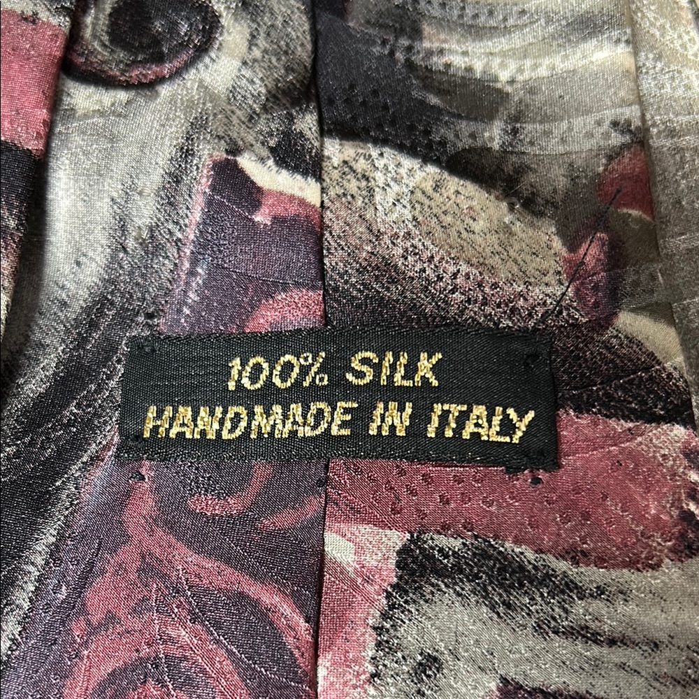 Abstract Patterned Tie - Picture 3 of 3